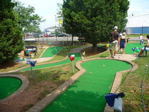 Miniature golf parties prince William county